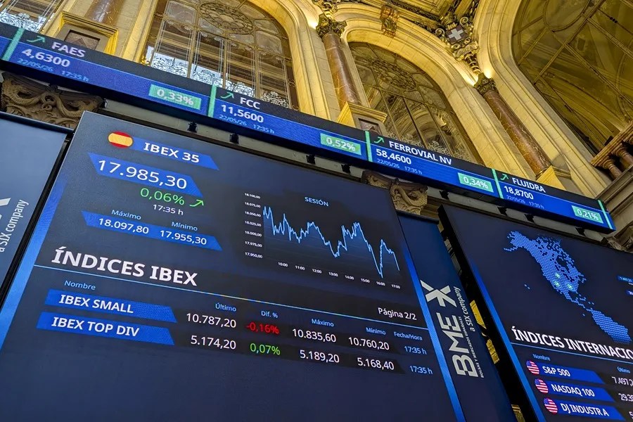 Imagen de un panel de la Bolsa