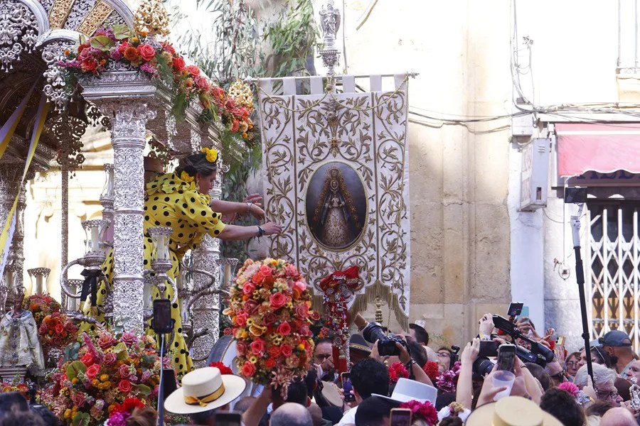 La hermandad de Nuestra Señora del Rocío y San Juan Pablo II de Córdoba la primera hermandad que inicia su camino hacia la Aldea del Rocío.