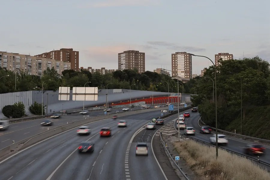 Tráfico fluido en la salida de la carretera de Valencia