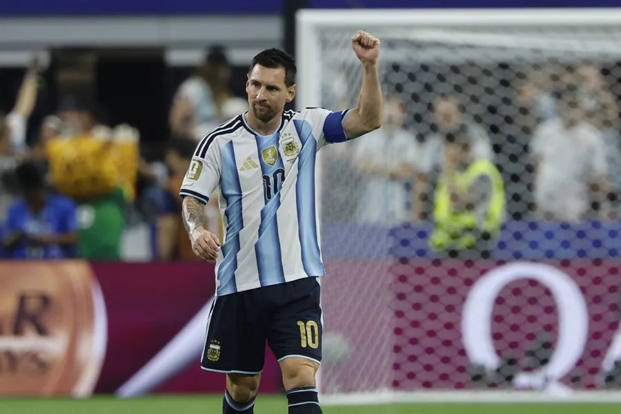 Messi marca y ya es el máximo goleador en solitario de la historia de los Mundiales