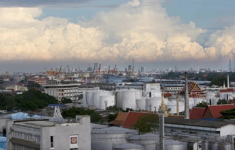 El brent cae un 2 % y cotiza en los 88 dólares el barril