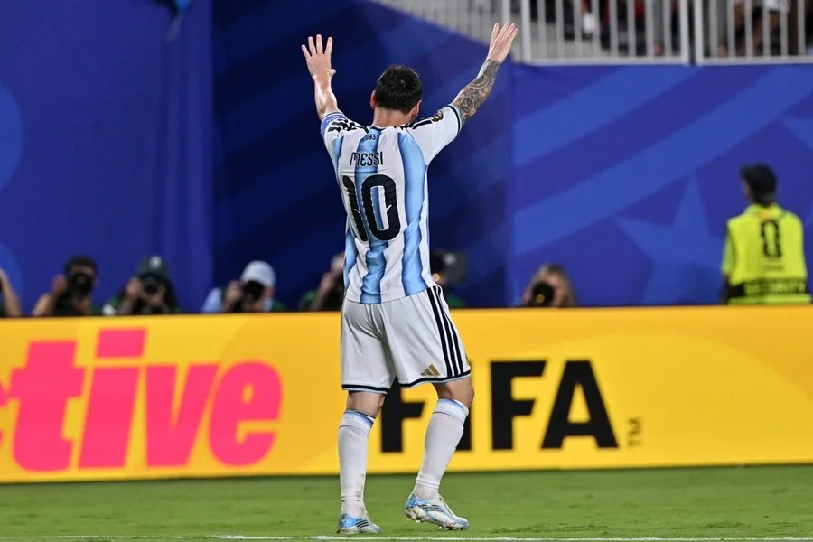 El mundo a los pies de Messi