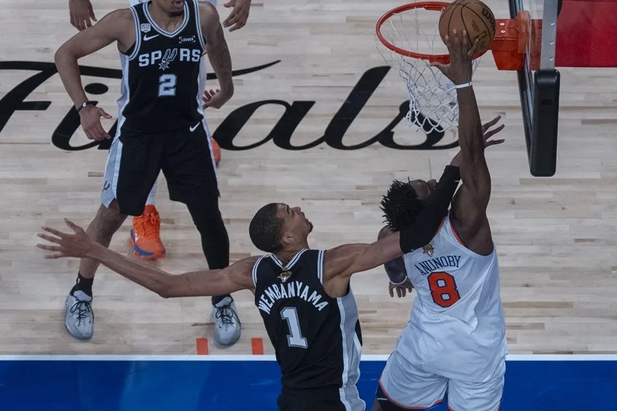 Spurs Knicks