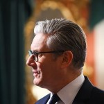 Starmer podría dimitir el lunes según la prensa británica
