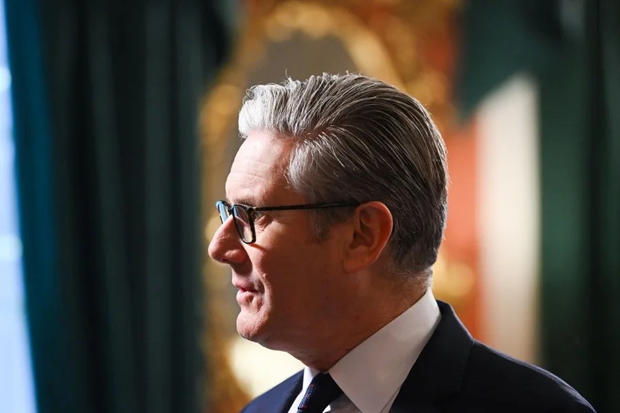 Starmer podría dimitir el lunes según la prensa británica