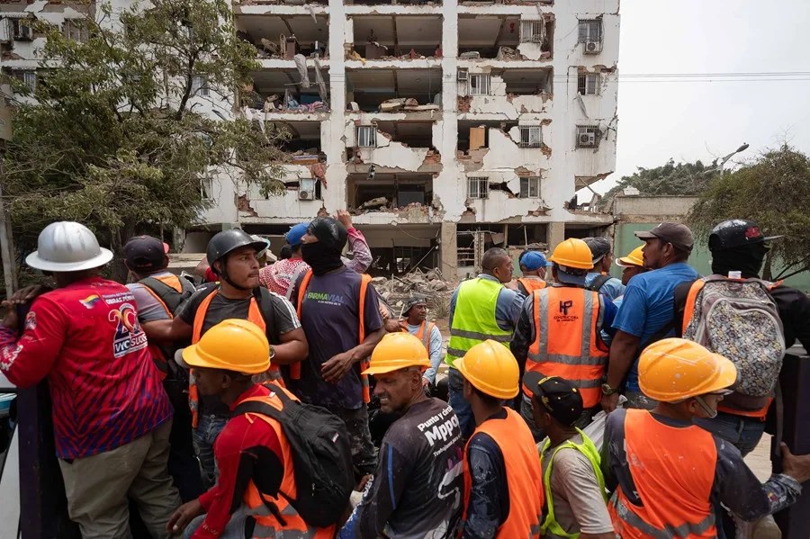 Venezuela evalúa impacto de potentes terremotos que ya dejan 188 muertos y 1.520 heridos