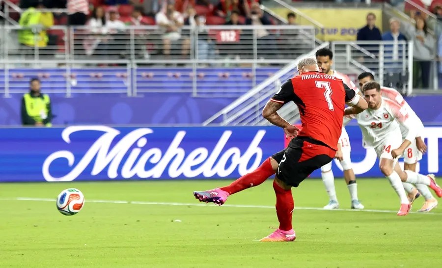 Austria sufre lo indecible para doblegar a la debutante Jordania | 2 | Marko Arnautovic, de Austria