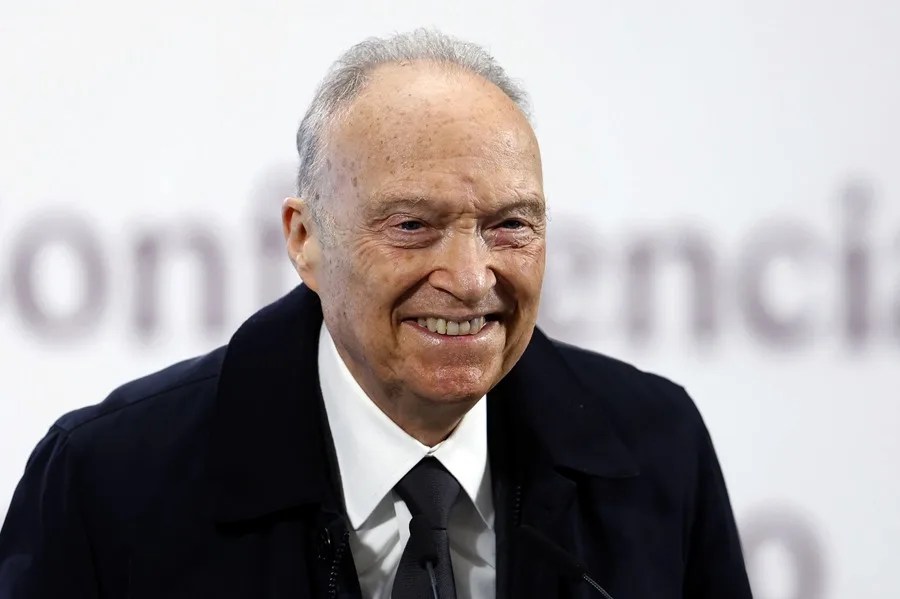 Polémica en México por patrimonio de un exfiscal general: diez casas y dos Rolls Royce