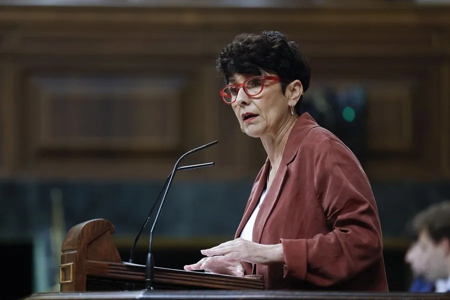 La diputada del PNV, Maribel Vaquero durante la sesión de control al Gobierno
