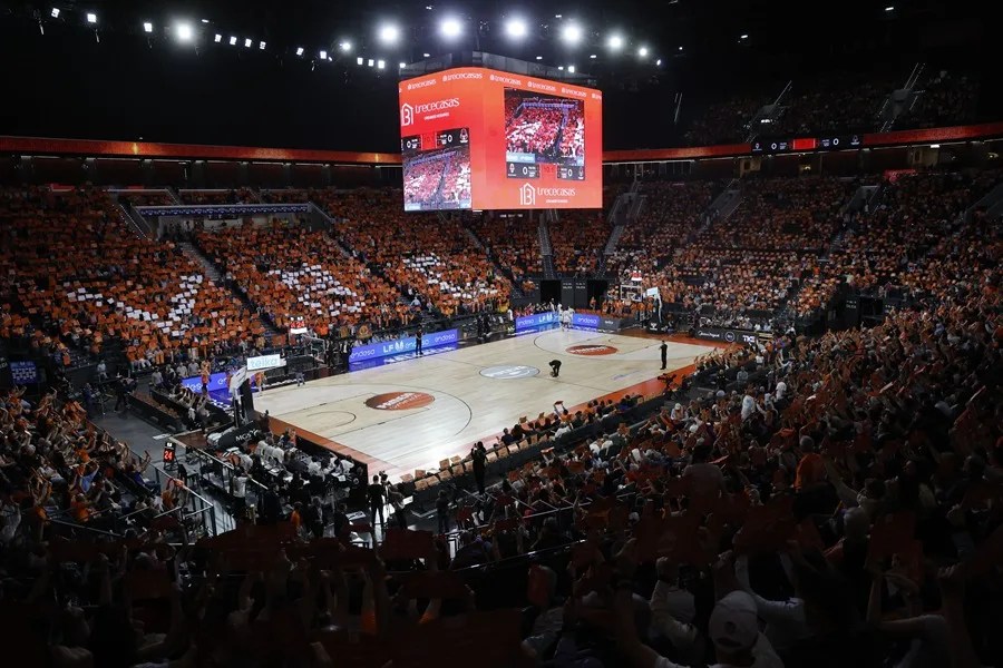 Vista general del Roig Arena.