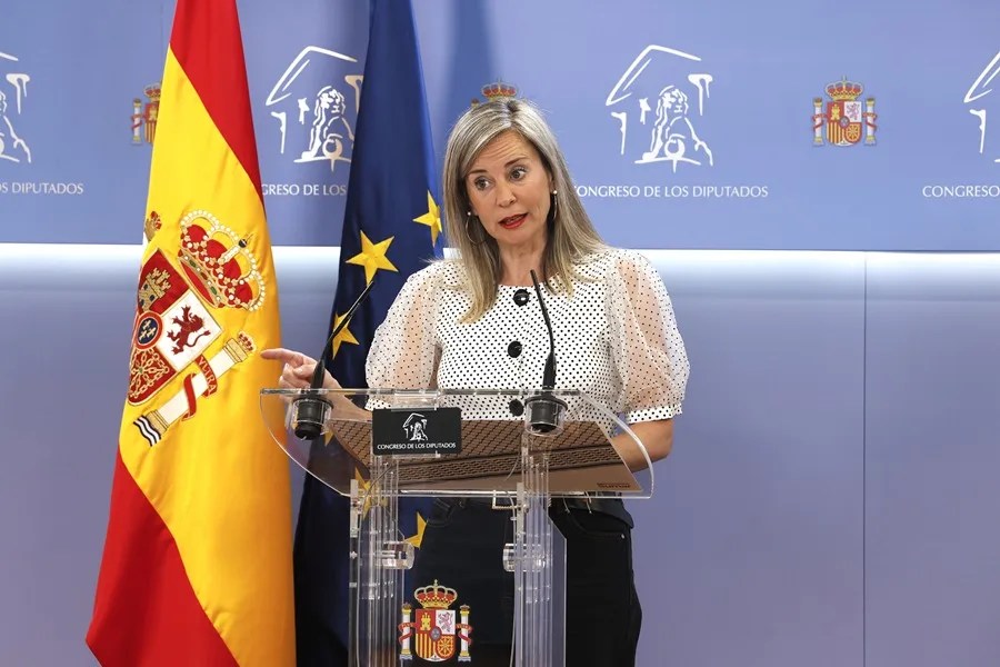 NUEVAS LIDERES SUMAR
