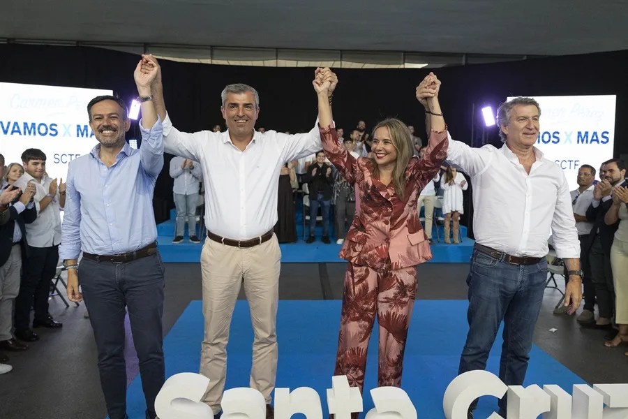 Presentación este viernes de Carmen Pérez (2d) como candidata a alcaldesa de Santa Cruz de Tenerife.