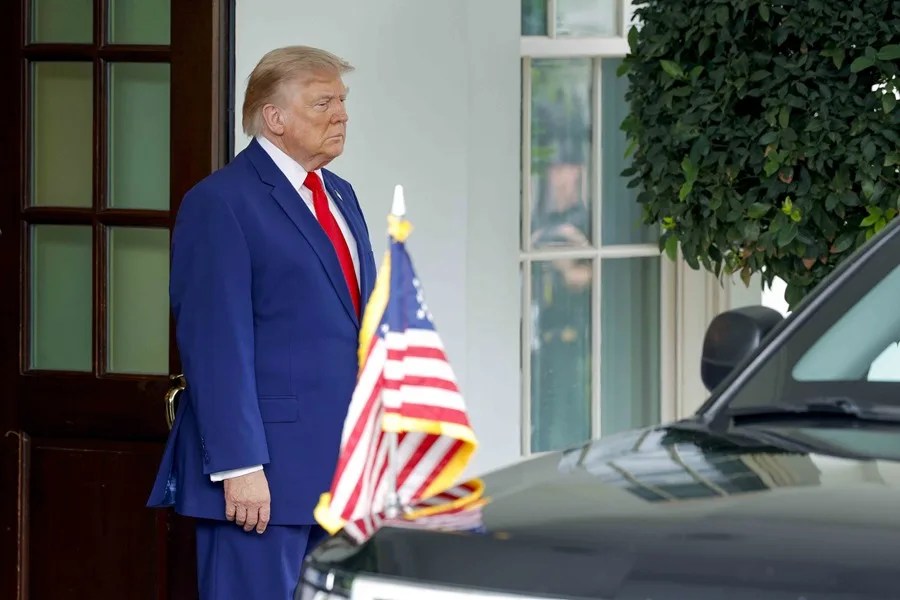 Trump dice que los comicios de noviembre no le afectan en lo que respecta a la guerra de Irán