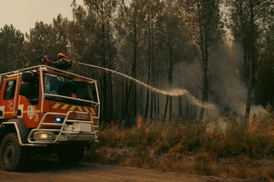 Megaincendio en el suroeste de Francia
