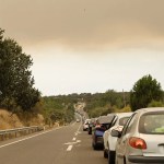 Miles de personas proceden a la evacuación de los municipios afectados en dirección Toledo y Escalona.