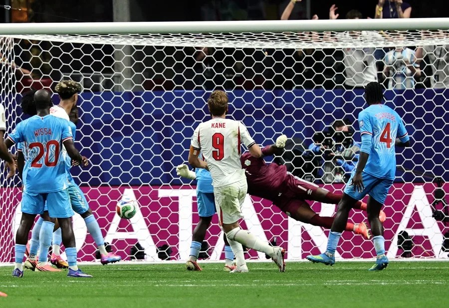 Kane rescata a Inglaterra y se cita con México en octavos