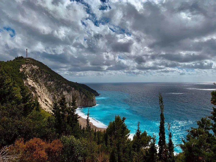 El uso privado restringe el acceso de los ciudadanos a playas públicas en Europa