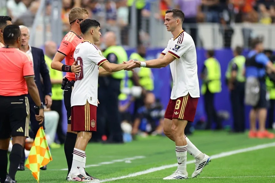 Un núcleo indiscutible, Fabián o Pedri y seis jugadores sin minutos de España a la final
