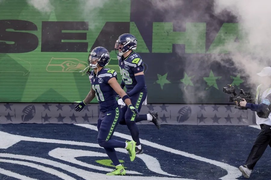 Adquieren a los Seattle Seahawks por una cantidad récord en la NFL de 9.600 millones de dólares