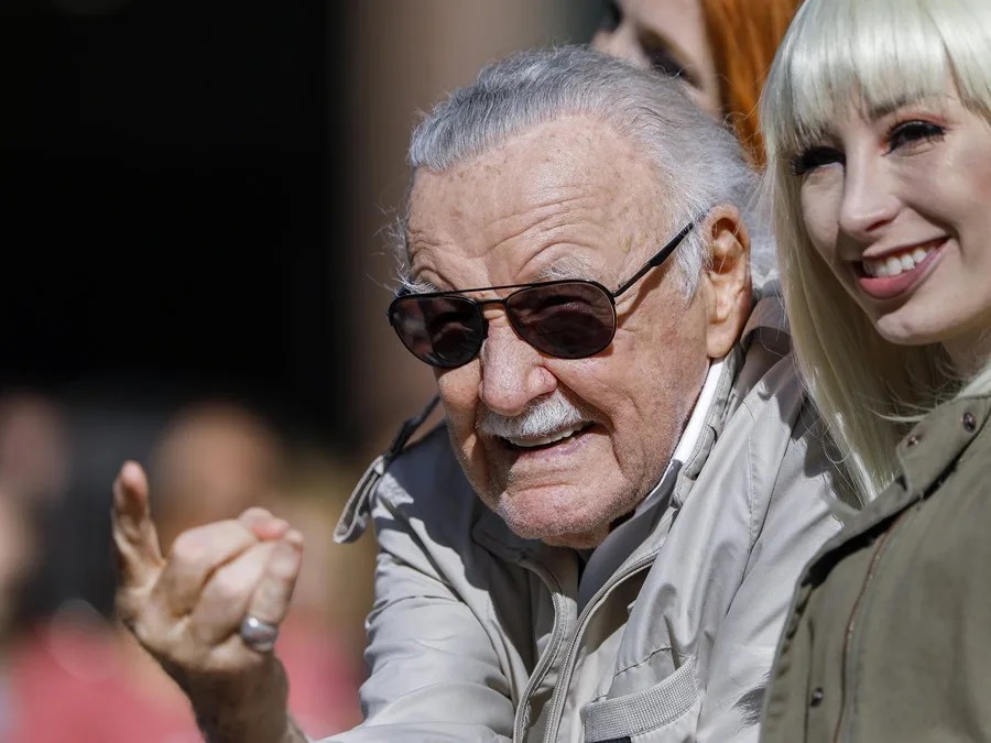 Los últimos años de Stan Lee: un documental revela abusos, soledad y explotación