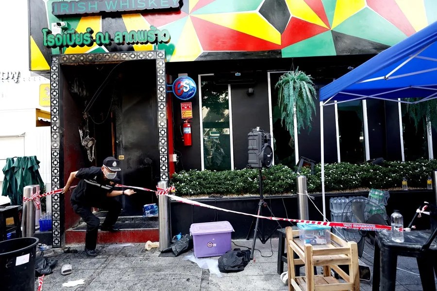 Incendio mortal en un bar de Bangkok
