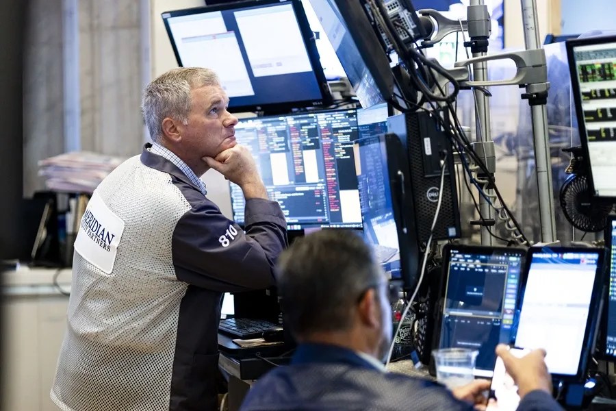 SK Hynix debuta en Wall Street con un primer precio de 170 dólares y una subida del 14 %