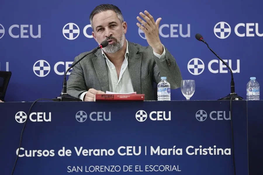 El presidente de Vox, Santiago Abascal, clausura el curso de verano 'Demografía e inmigración: el destino en juego'