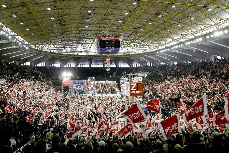 Imagen de un mitin del PSOE en 2004.