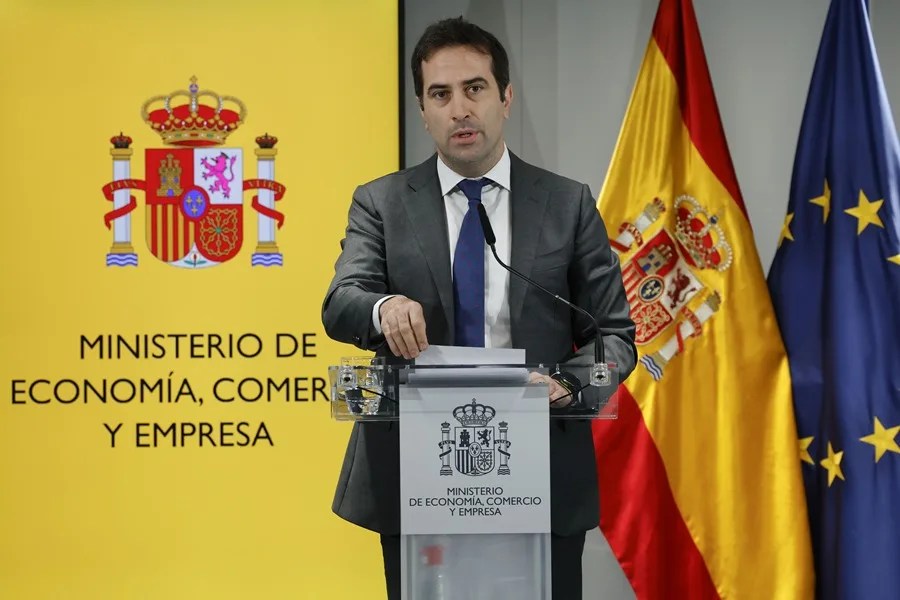 El vicepresidente primero y ministro de Economía, Comercio y Empresa, Carlos Cuerpo, ofrece una rueda de prensa hoy.