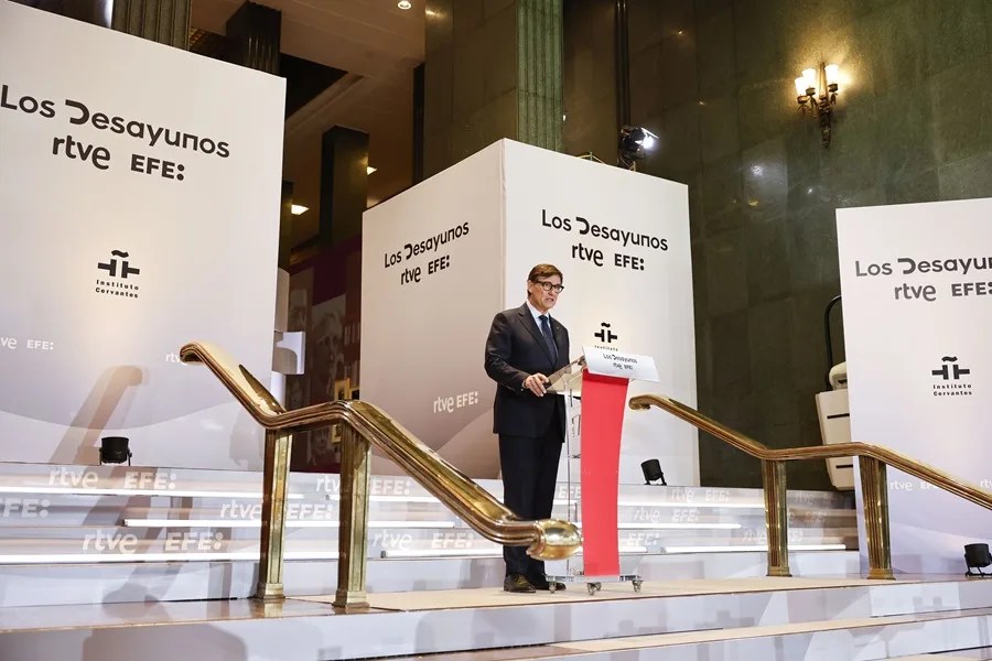 El presidente de la Generalitat de Cataluña, Salvador Illa participa en una nueva entrega de 'Los Desayunos' de RTVE y la Agencia EFE