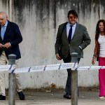 El exministro del Interior Jorge Fernández Díaz (i) llega a la Audiencia Nacional