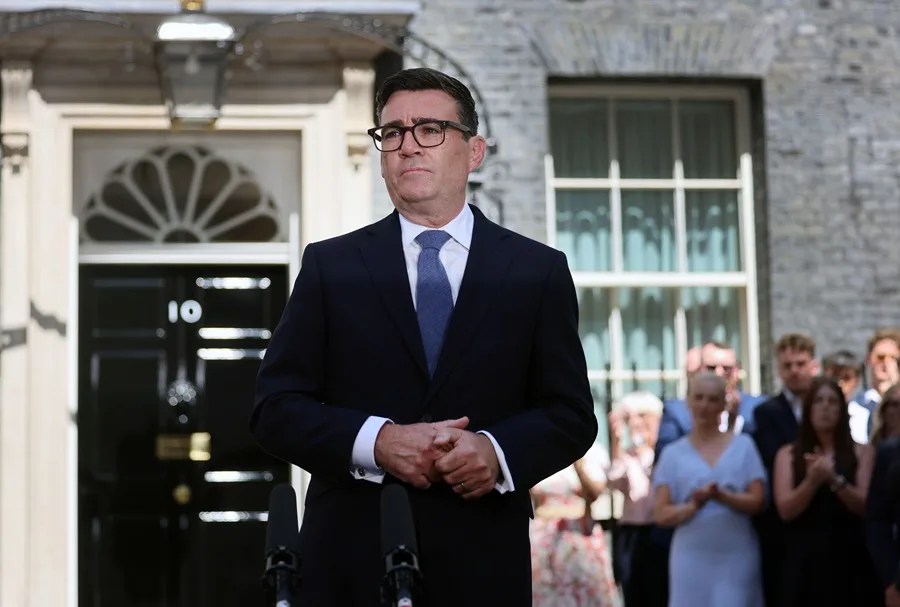 Trump habla con Burnham sobre petróleo y cooperación militar y dice que se reunirán pronto