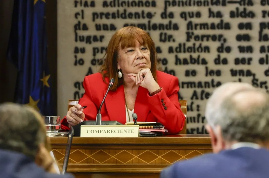 La presidenta del PSOE, Cristina Narbona, durante su comparecencia este miércoles en la comisión de investigación del Senado