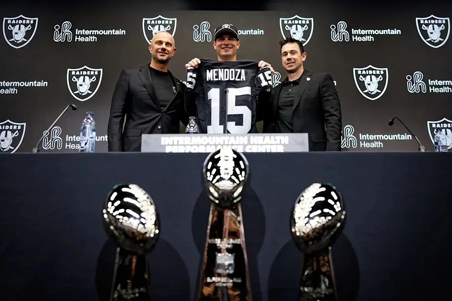 Fernando Mendoza, número 1 del 'draft', firma con los Raiders por 57 millones de dólares