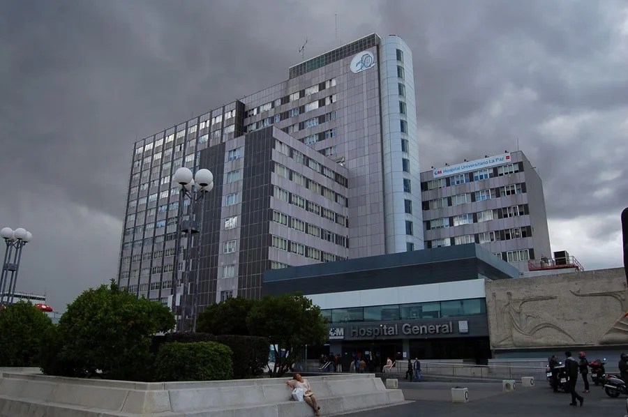 Vista exterior del Hospital universitario de La Paz en Madrid.
