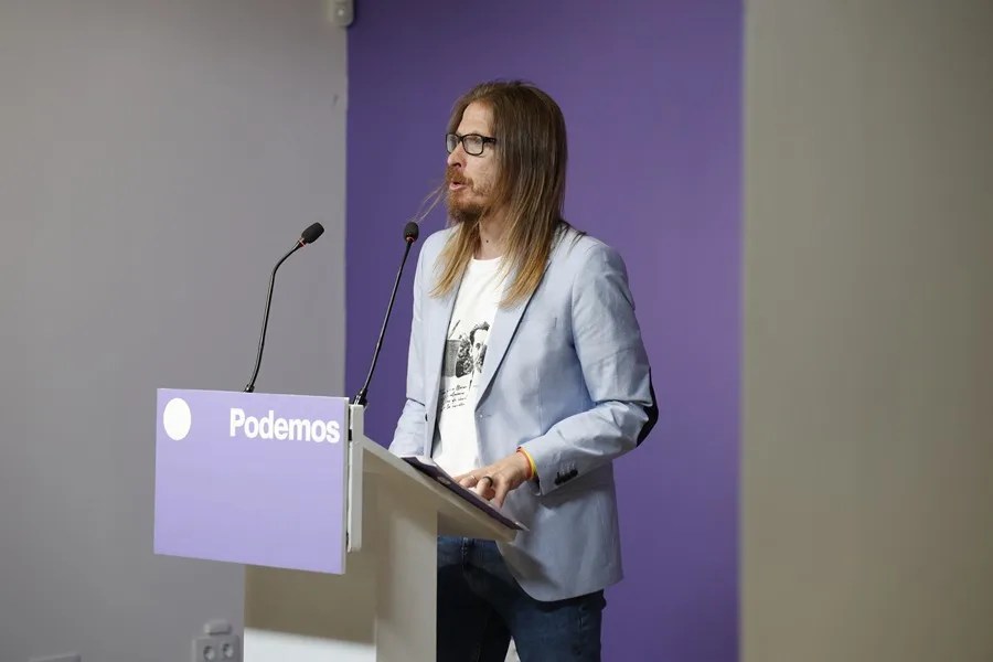 El secretario de Organización y portavoz de Podemos, Pablo Fernández