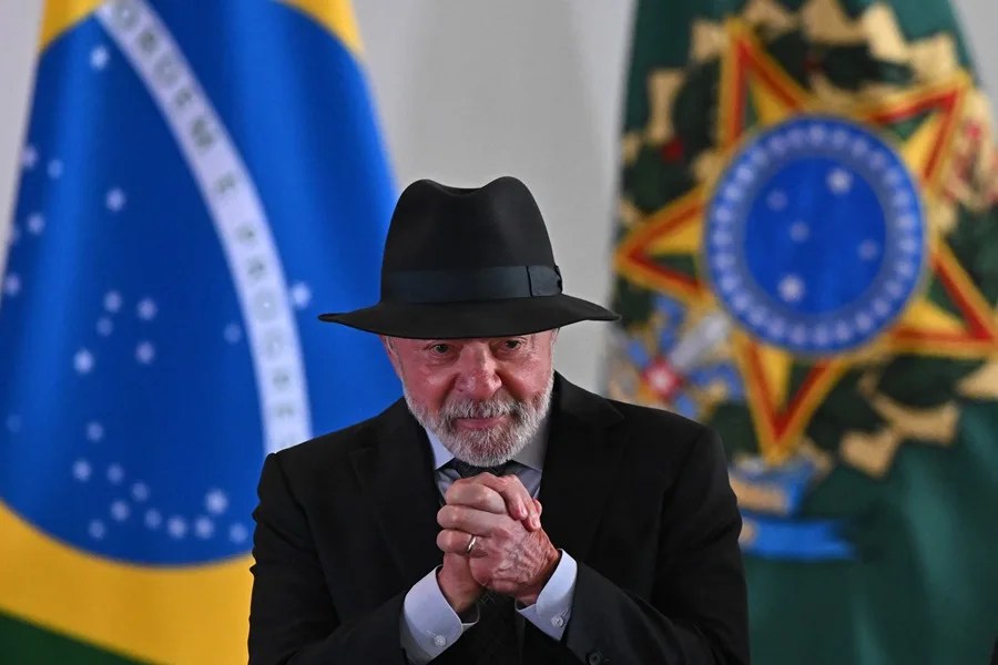Lula recomienda a Ancelotti convocar un "robot agresivo" para el próximo Mundial