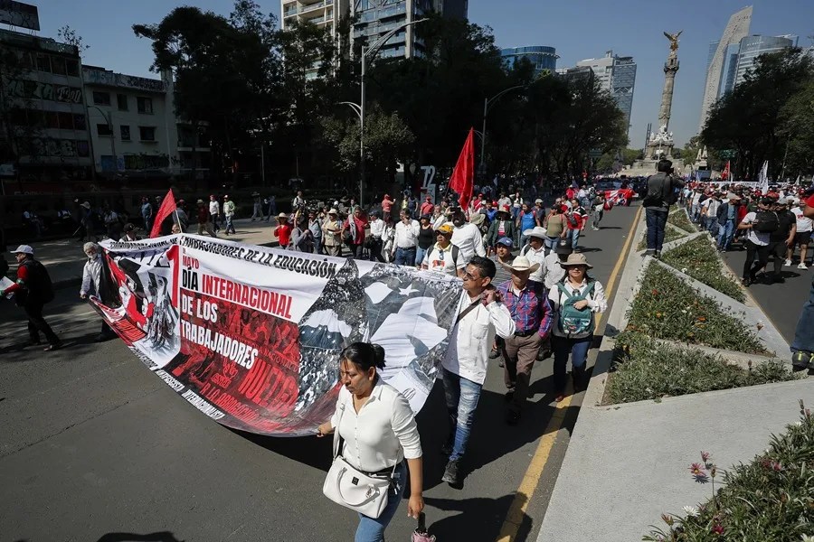 Maestros en México reactivan las protestas ante un presunto incumplimiento de acuerdos