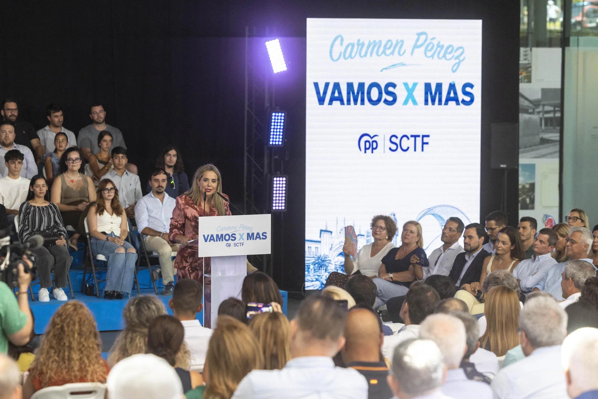 El PP presentó este viernes a Carmen Pérez como candidata a alcaldesa de Santa Cruz de Tenerife en las elecciones de mayo de 2027. EFE/ Miguel Barreto