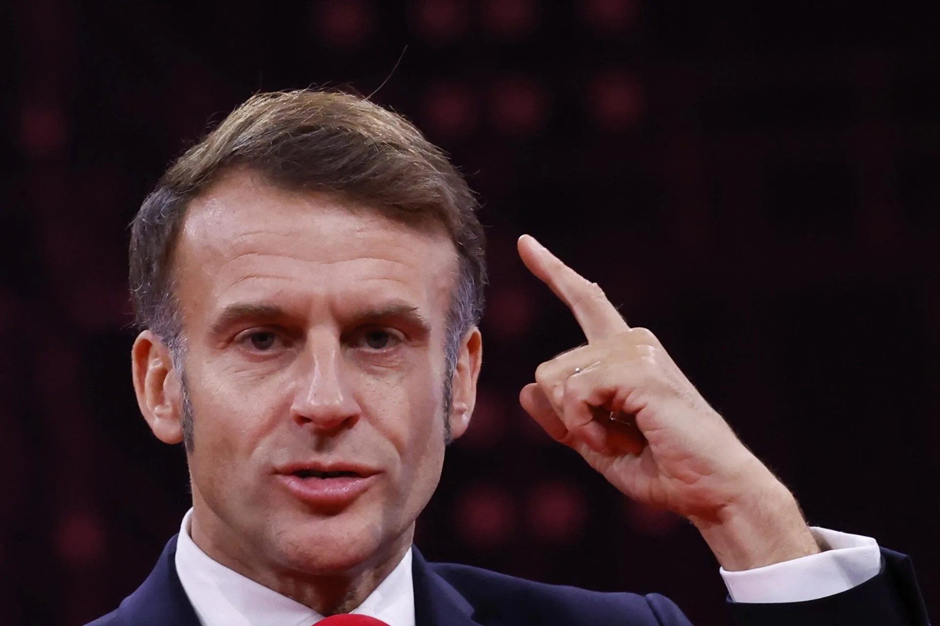 (FILE).- French President Emmanuel Macron in Toulouse, France, 12 November 2025. EFE/EPA/Guillaume Horcajuelo - POOL