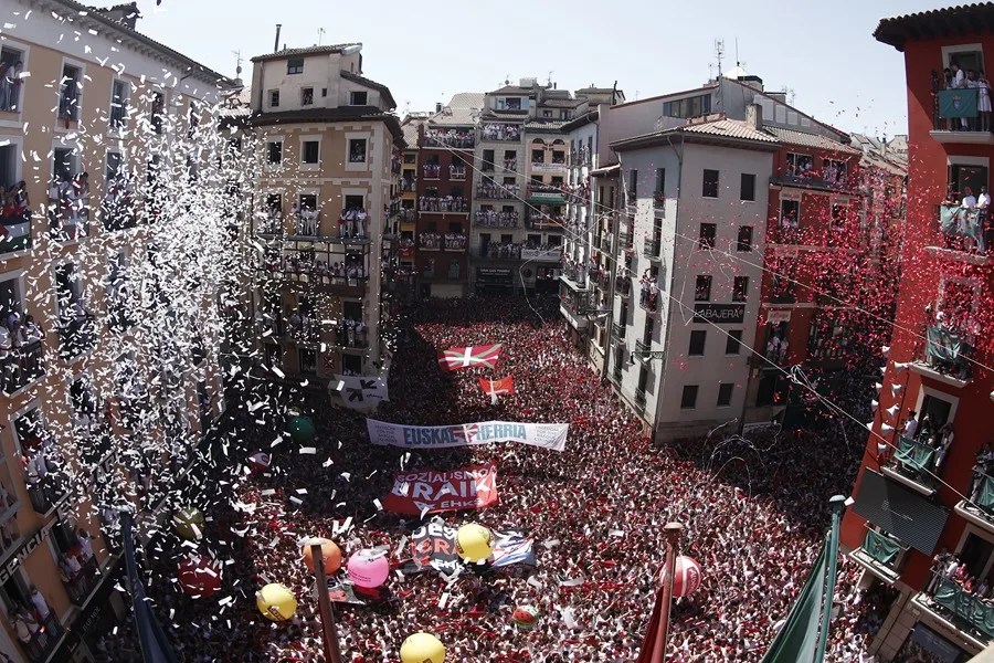 Los Sanfermines 2026 han arrancado este mediodía con el chupinazo