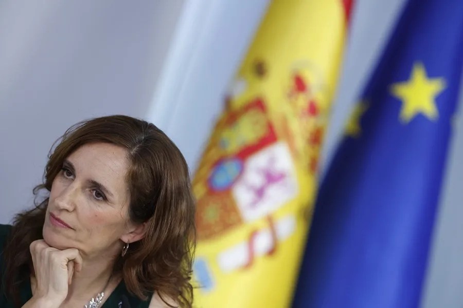 La ministra de Sanidad, Mónica García