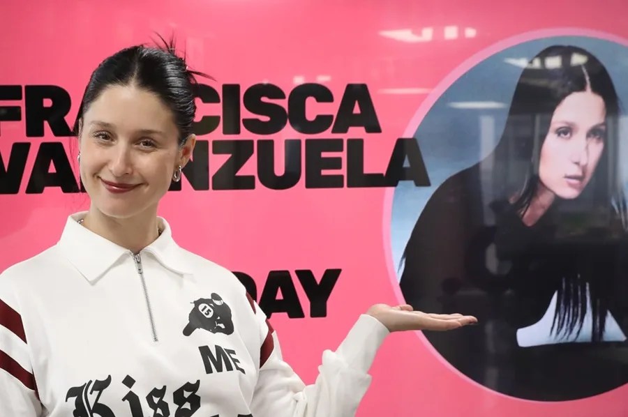 La artista chilena Francisca Valenzuela desafía la maternidad unidimensional en 'Maldita'