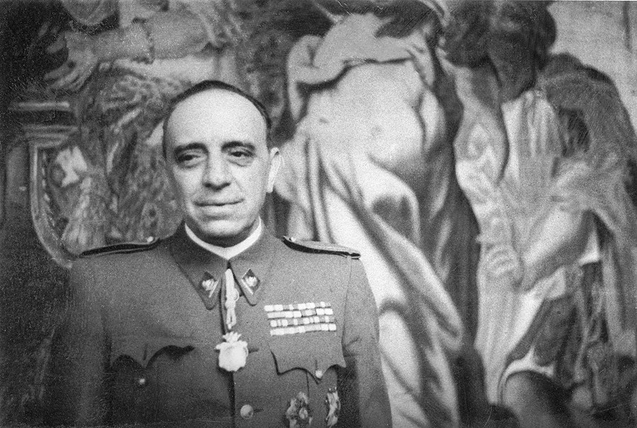 Antonio Vallejo Najera. Retrato de 1951 al ser elegido Academico de Medicina.