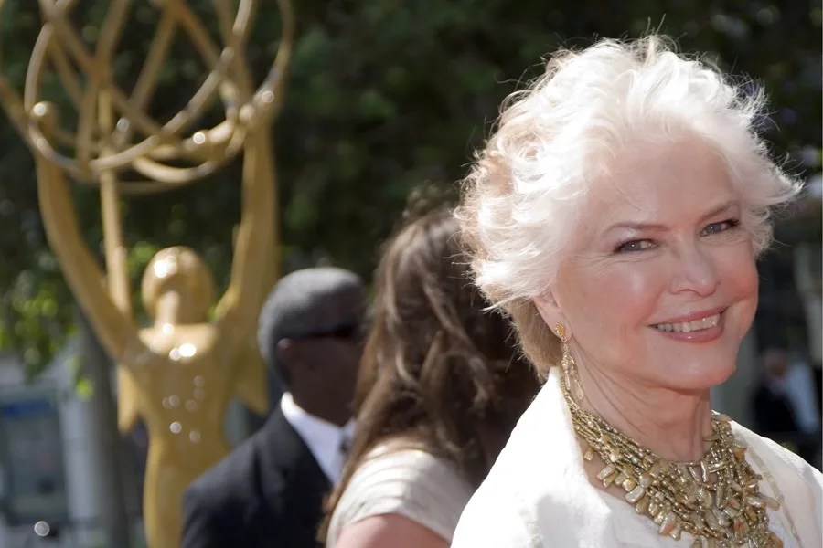ELLEN BURSTYN LEON ORO VENECIA