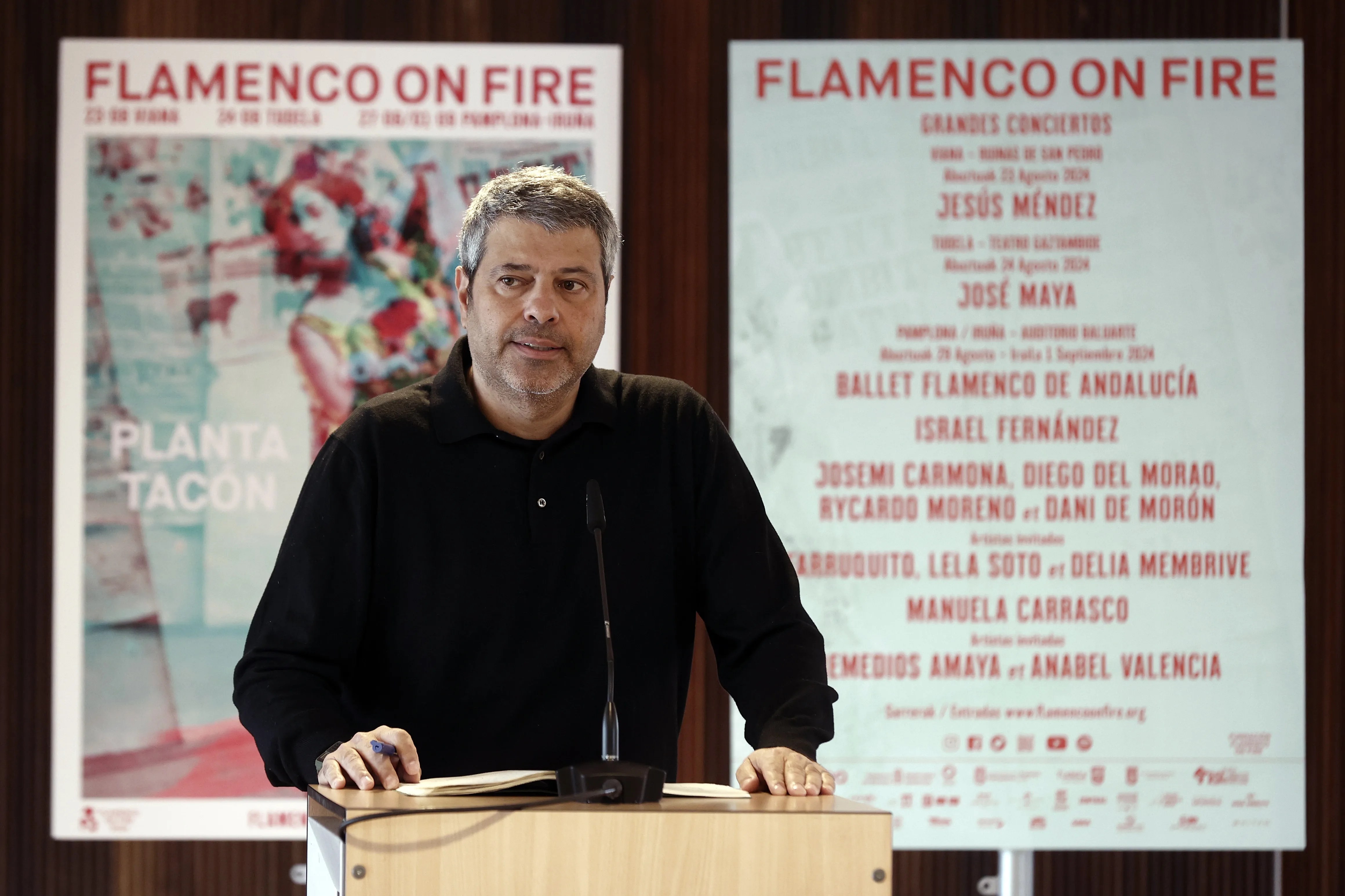 Imágenes de archivo del director del Flamenco on Fire, Arturo Fernández