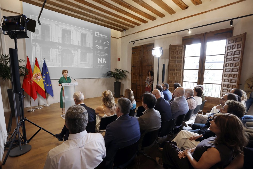 Imagen de la inauguración del Palacio de Rozalejo como sede de las políticas de memoria Histórica de Navarra