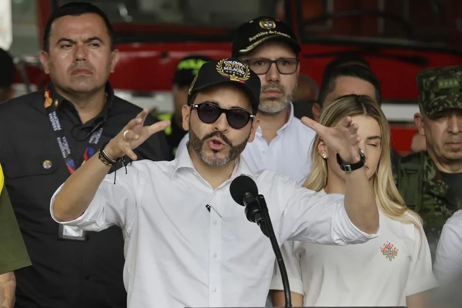 El presidente de Colombia, Abelardo de la Espriella, rebaja a 289 la cifra de fallecidos por el terremoto