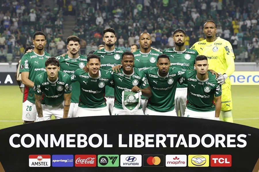 Fluminense remonta ante el líder Palmeiras con goles de Hulk, Serna y Cano