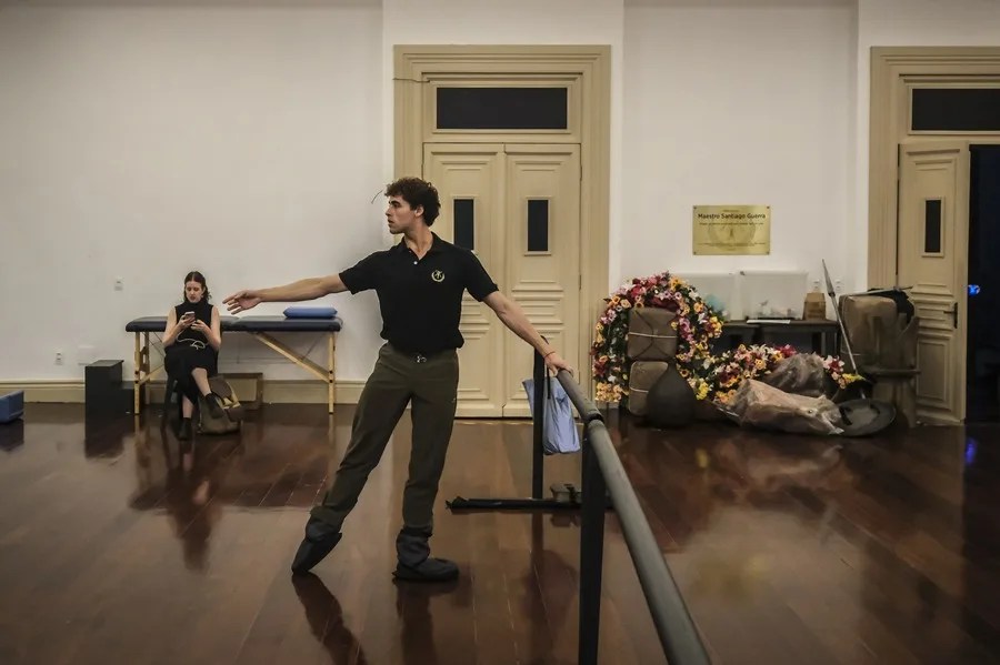 El bailarín brasileño que quiere ser profeta en su tierra como protagonista de 'Don Quijote'